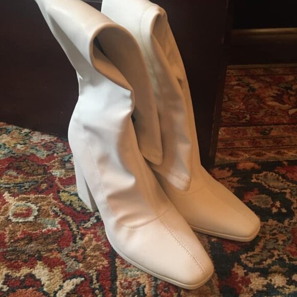 Forever 21 White Faux Leather Knee-High Boots - Picture 2 of 7